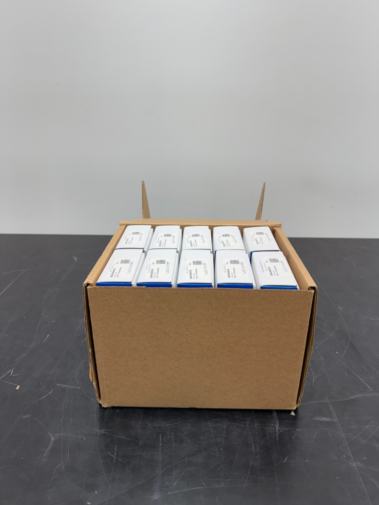 Image of Lot of Swagelok Industrial Components